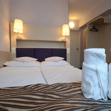 Pzmot Hotel